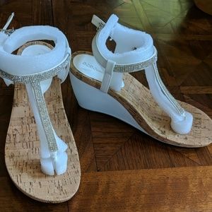 NWB Maybel wedges